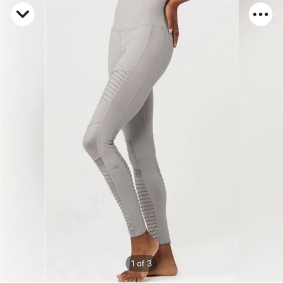 ALO Yoga Light Gray Leggings -preloved - Picture 1 of 6